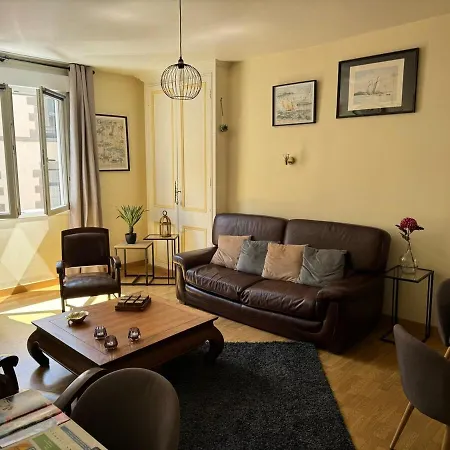 Hyper Centre Apartment *