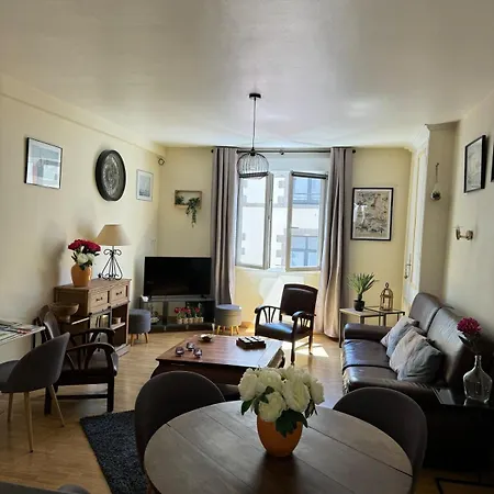 Hyper Centre Apartment *