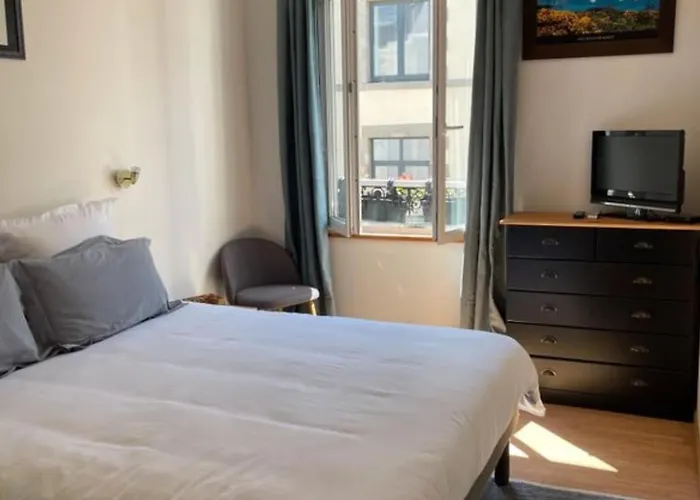 Hyper Centre Апартаменты Гранвиль